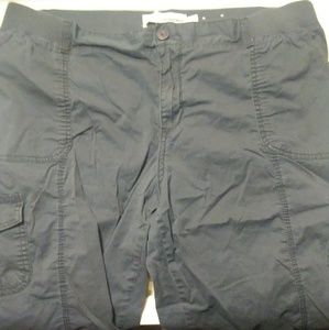 Sonoma stretchy waist band capri